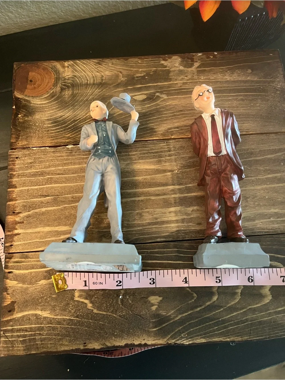 Vintage Gentleman Cake Toppers – Gray & Brown Formal Figurine Pair